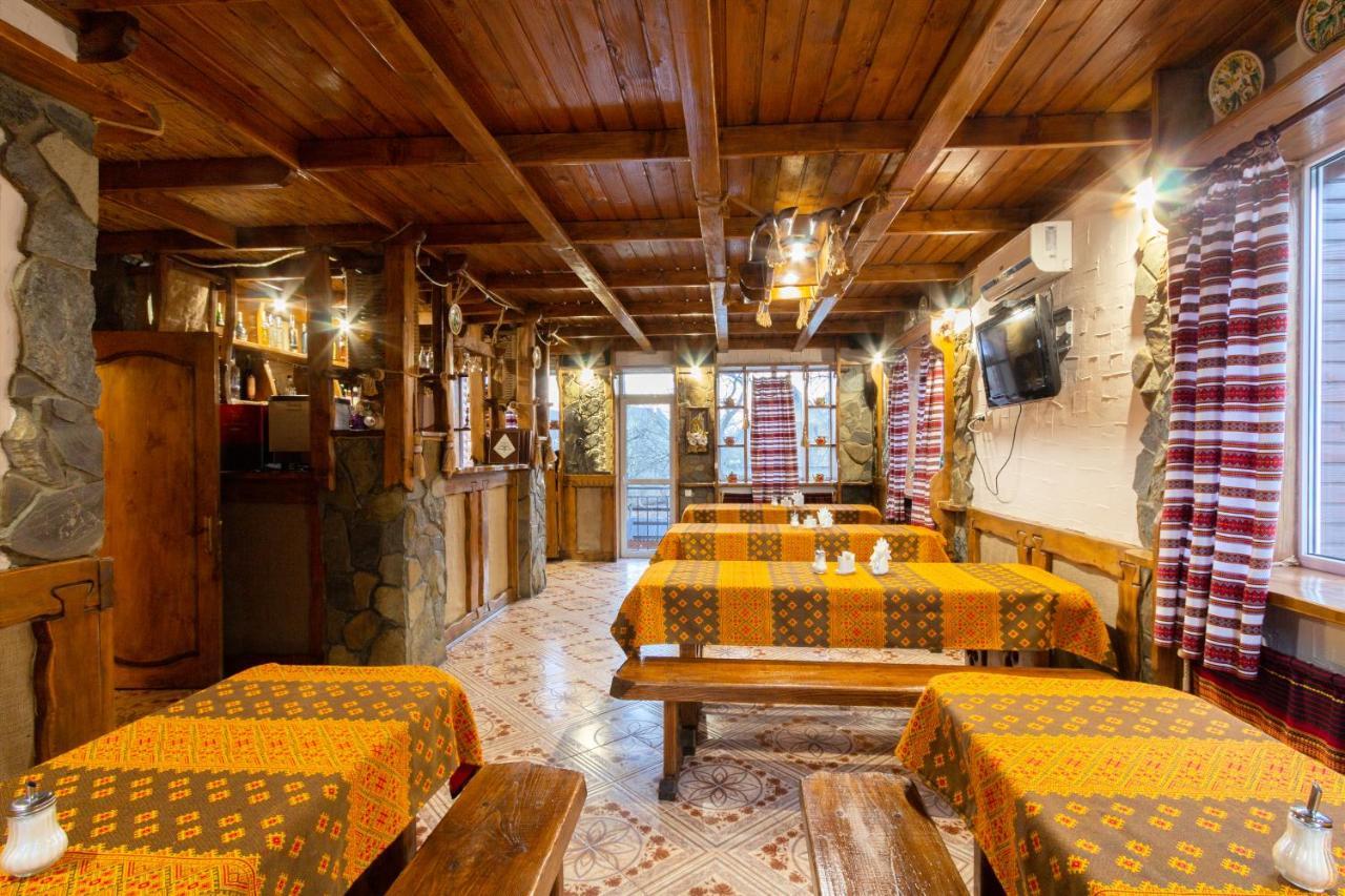 У Мар'Яни І Назара Otel Yaremche Dış mekan fotoğraf