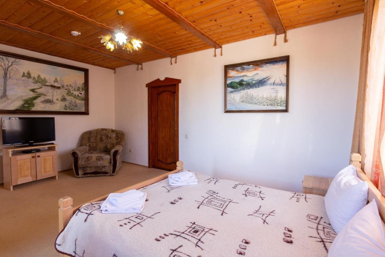 У Мар'Яни І Назара Otel Yaremche Dış mekan fotoğraf