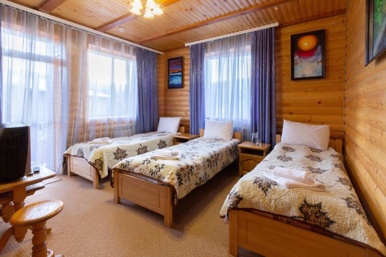 У Мар'Яни І Назара Otel Yaremche Dış mekan fotoğraf