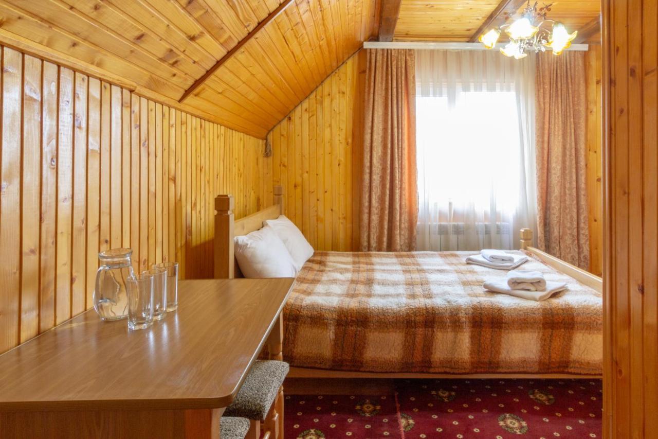 У Мар'Яни І Назара Otel Yaremche Dış mekan fotoğraf
