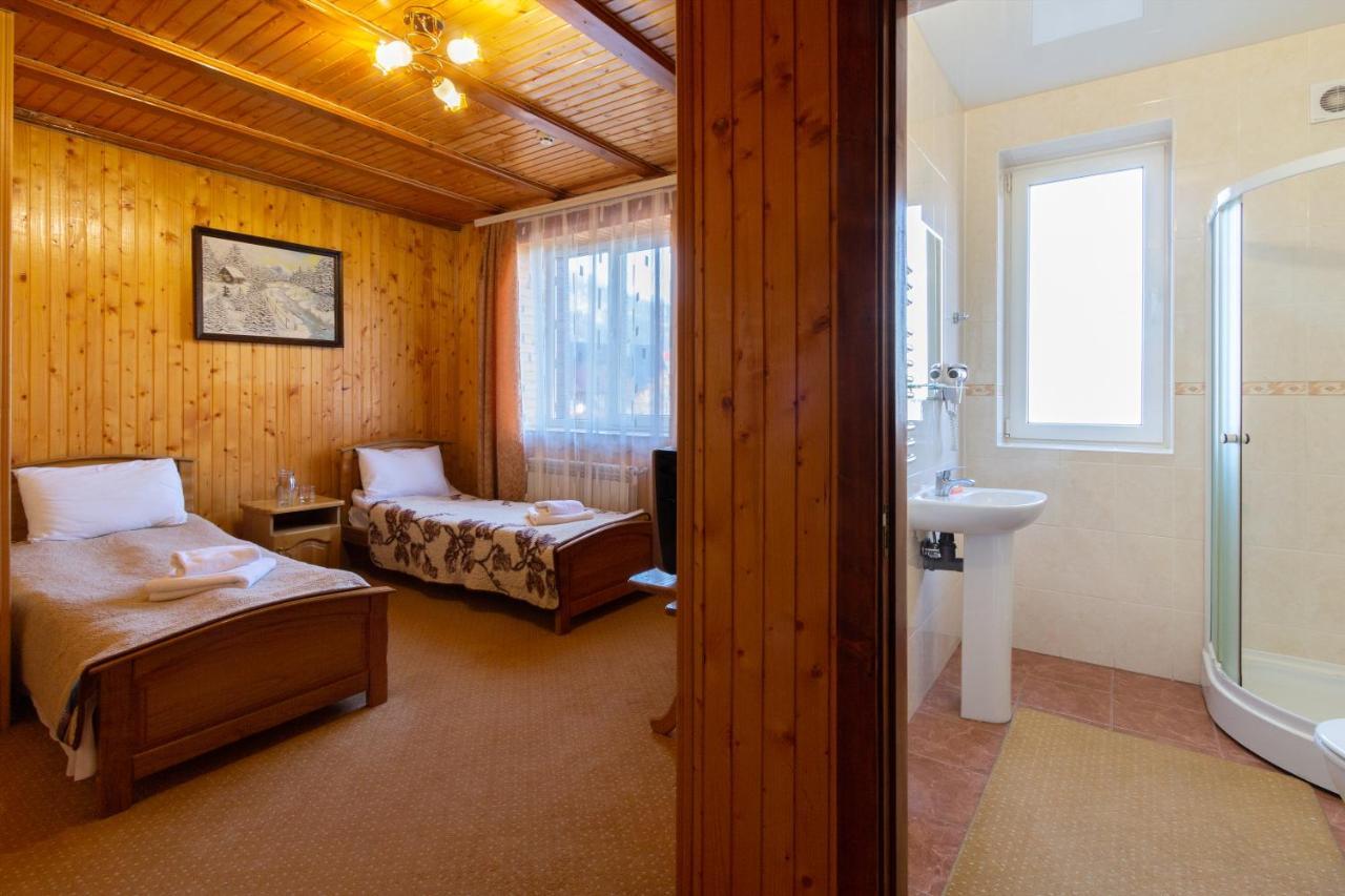 У Мар'Яни І Назара Otel Yaremche Dış mekan fotoğraf