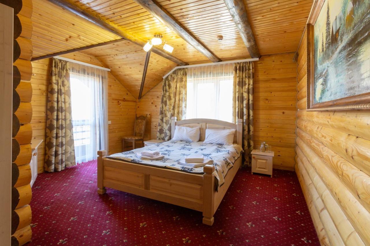 У Мар'Яни І Назара Otel Yaremche Dış mekan fotoğraf