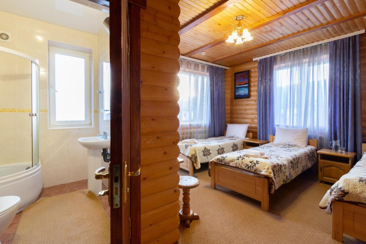 У Мар'Яни І Назара Otel Yaremche Dış mekan fotoğraf